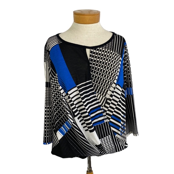 Chenault Geometric Kimono Blouse Size Small Keyhole Black White Long Sleeve - Picture 3 of 6